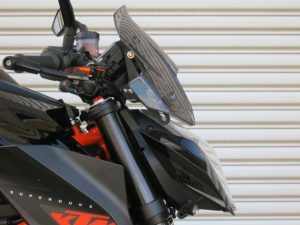 KTM 1290 SUPER DUKE R 用 バリアブル スクリーン