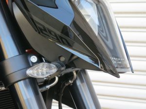 KTM 1290 SUPER DUKE R 用 バリアブル スクリーン