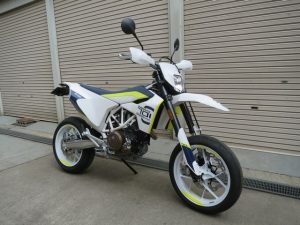 Husqvarna 701 SUPER MOTO Racing