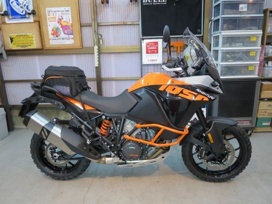 KTM 1050 ADVENTURE の YOYO林道仕様 "RS-1"