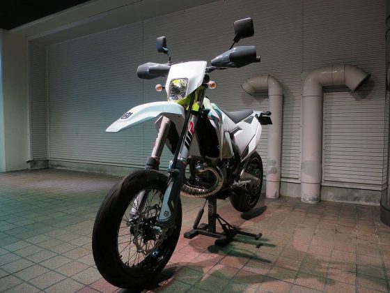 Husqvarna TE250i Supermoto